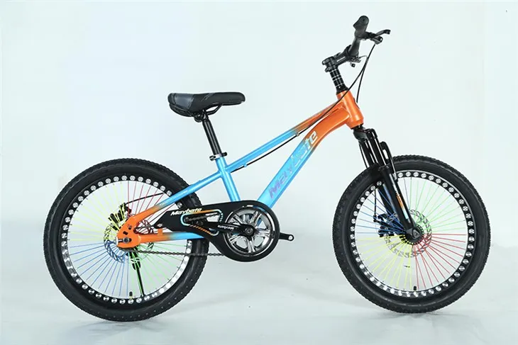 Барвисті дитячий велосипед